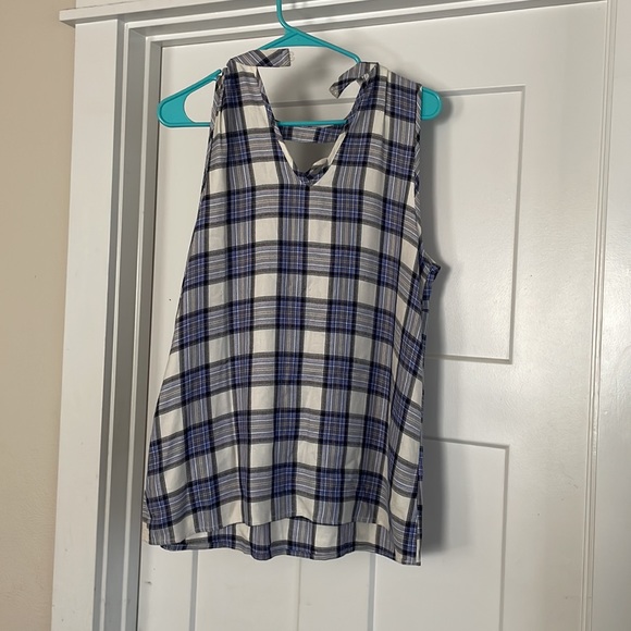 Tank Top - Picture 2 of 3